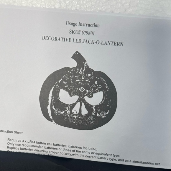 Cracker Barrel Decorative LED Jack O Lantern (pre-owned) - Picture 6 of 6